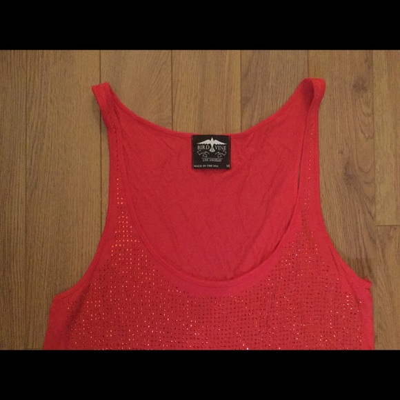 Bird &Vine tops with sequence - Picture 5 of 5